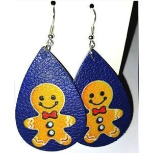 Super cute festive holiday earrings